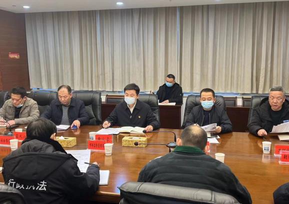 黄文豪主持召开益阳高新区蓝天保卫战 特护期紧急调度会
