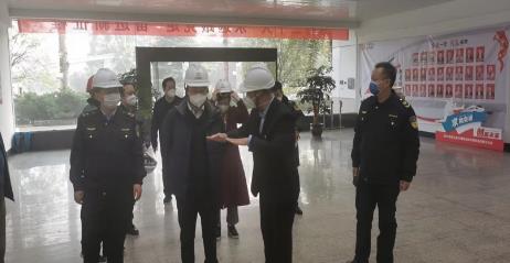 省生态环境厅总工程师张在峰同志赴株洲督导重污染天气应对工作